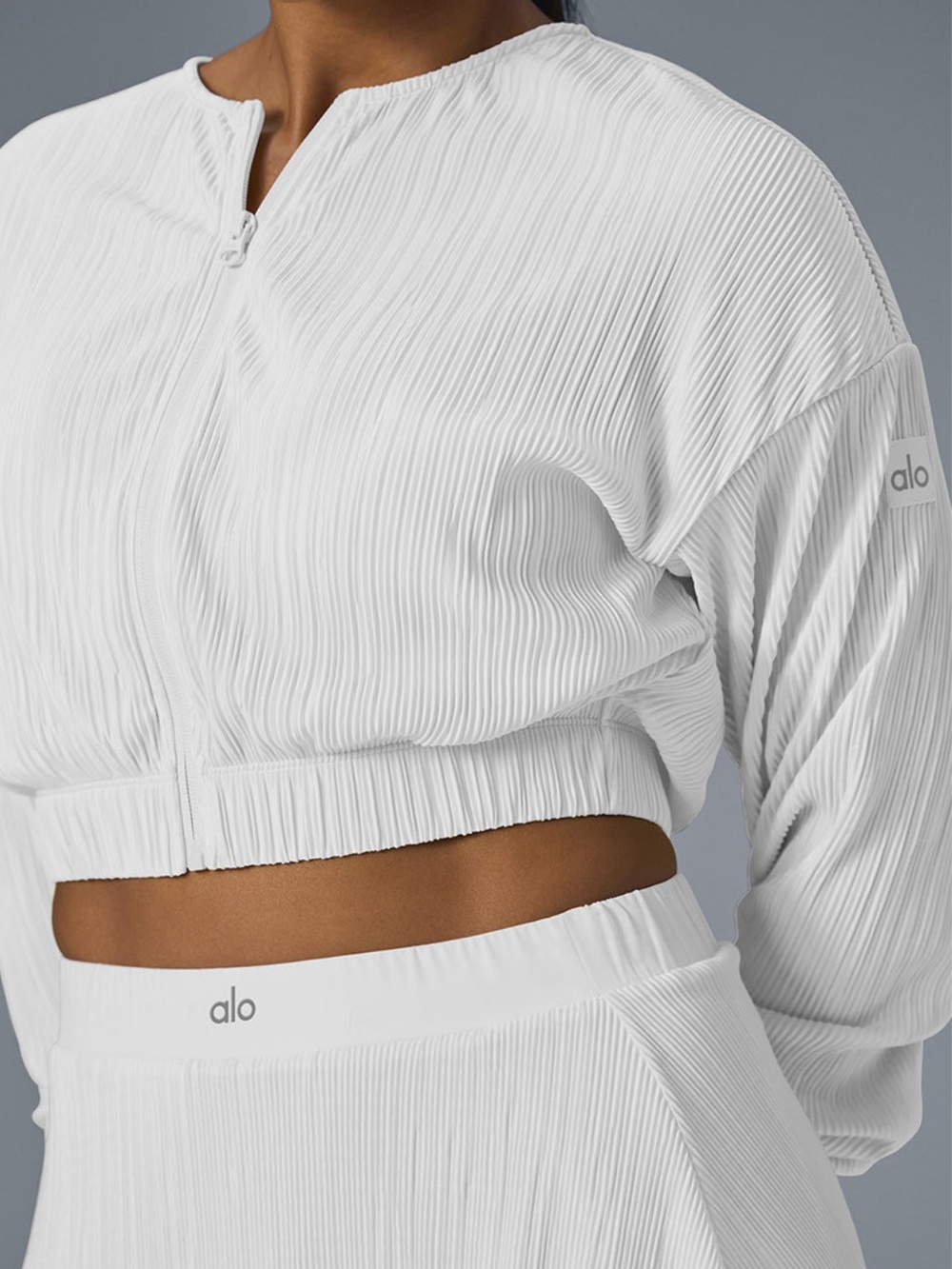 NWT ALO Yoga Cropped Micro Plisse Jacket